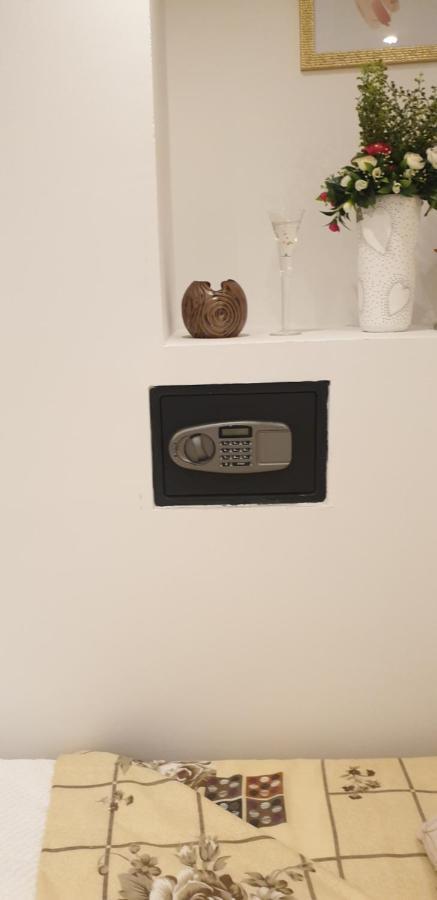 אומיסאליי Apartmani Majetic מראה חיצוני תמונה